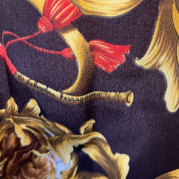 Salvadore ferragamo silk shirt